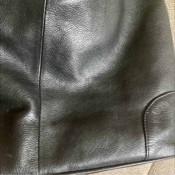 Kenneth Cole Black Leather Satchel Bucket Bag Interesting Hardware - Picture 7 of 12